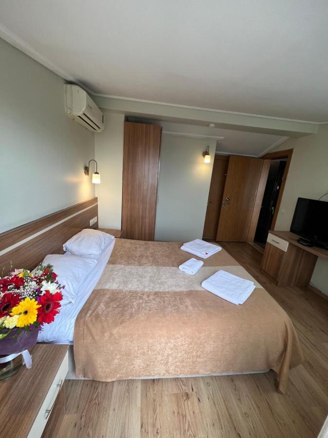Aycan Sultan Apart Hotel Istanbul Bagian luar foto